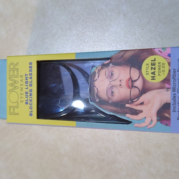 Flower Eyewear Blue Light Blocking Glasses  Drew Barrymore - Picture 6 of 9